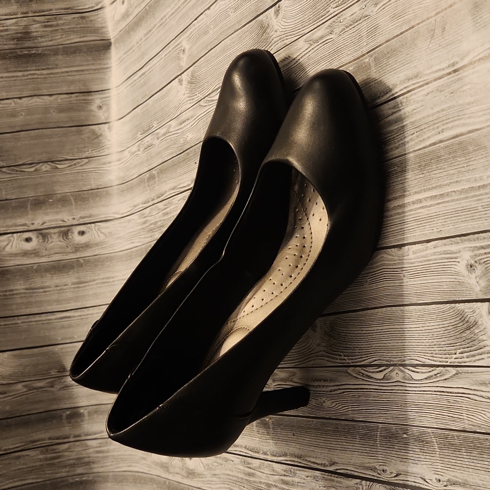 Black heels